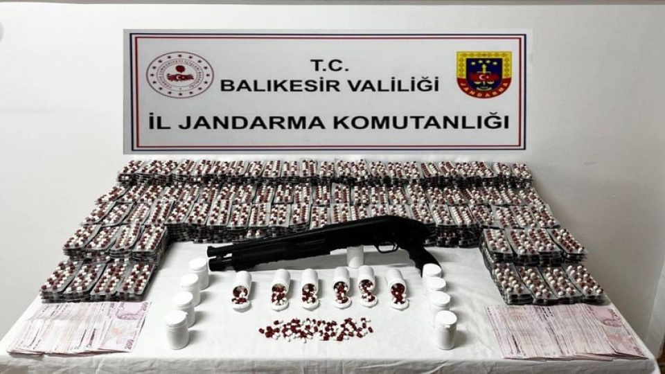 Balıkesir'de uyuşturucu operasyonu: 17 tutuklama