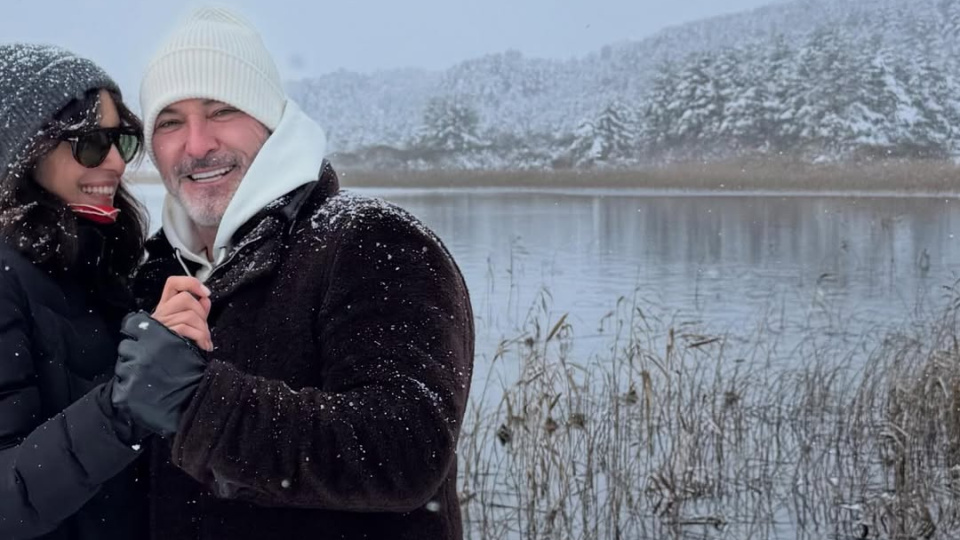 Arzum Onan'dan aşk pozu