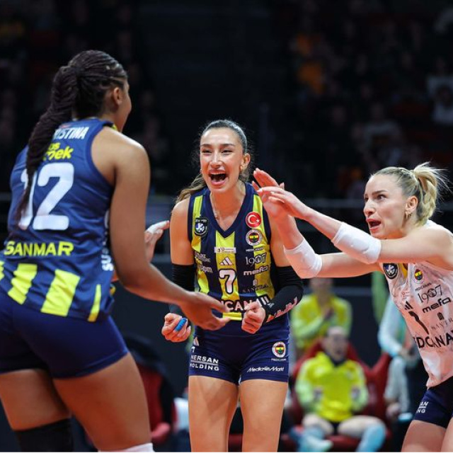 F.Bahçe Medicana, lider olarak çeyrek finalde!