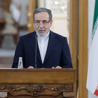 İran: Görüşme cuma günü Umman'da yapılacak