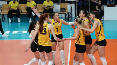 VakıfBank, geri dönüşle çeyrek finalde!