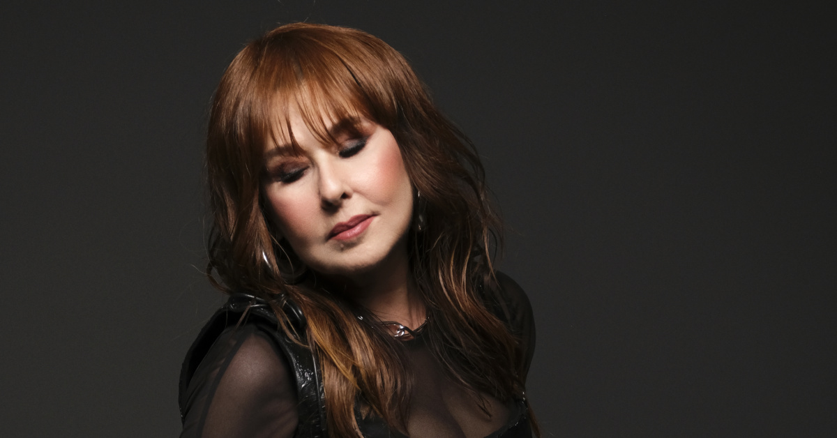 Nilüfer'in Yeni Şarkısı Gökyüzü: Türk Pop Efsanesi