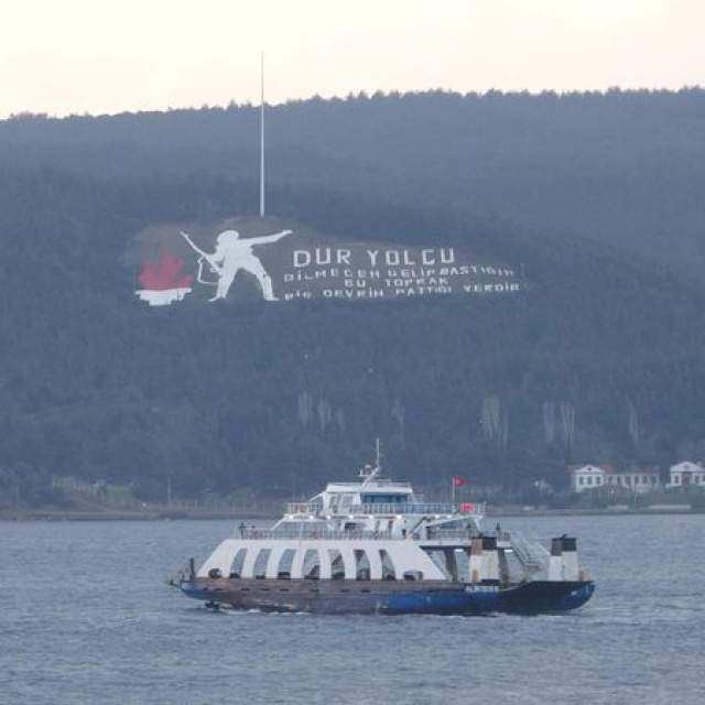 Bazı feribot seferlerine fırtına engeli