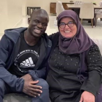 "Namazlı, abdestli, mütevazı çocuk"