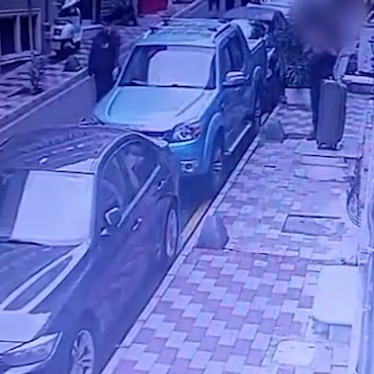 Cansız bedeni valizle taşıdı, intihar süsü verdi!