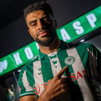 Rayyan Baniya ve Kazeem Olaigbe, Konyaspor'da!