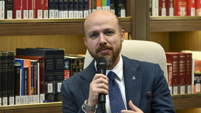 Bilal Erdoğan'dan gençlere: Başarılı insanları örnek alın