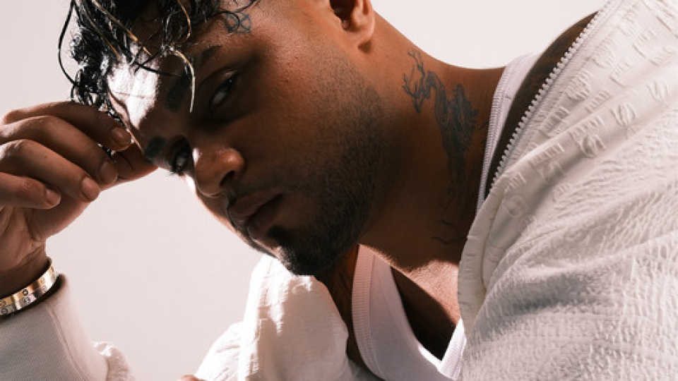 Konser gelirini depremzedelere bağışlayacak