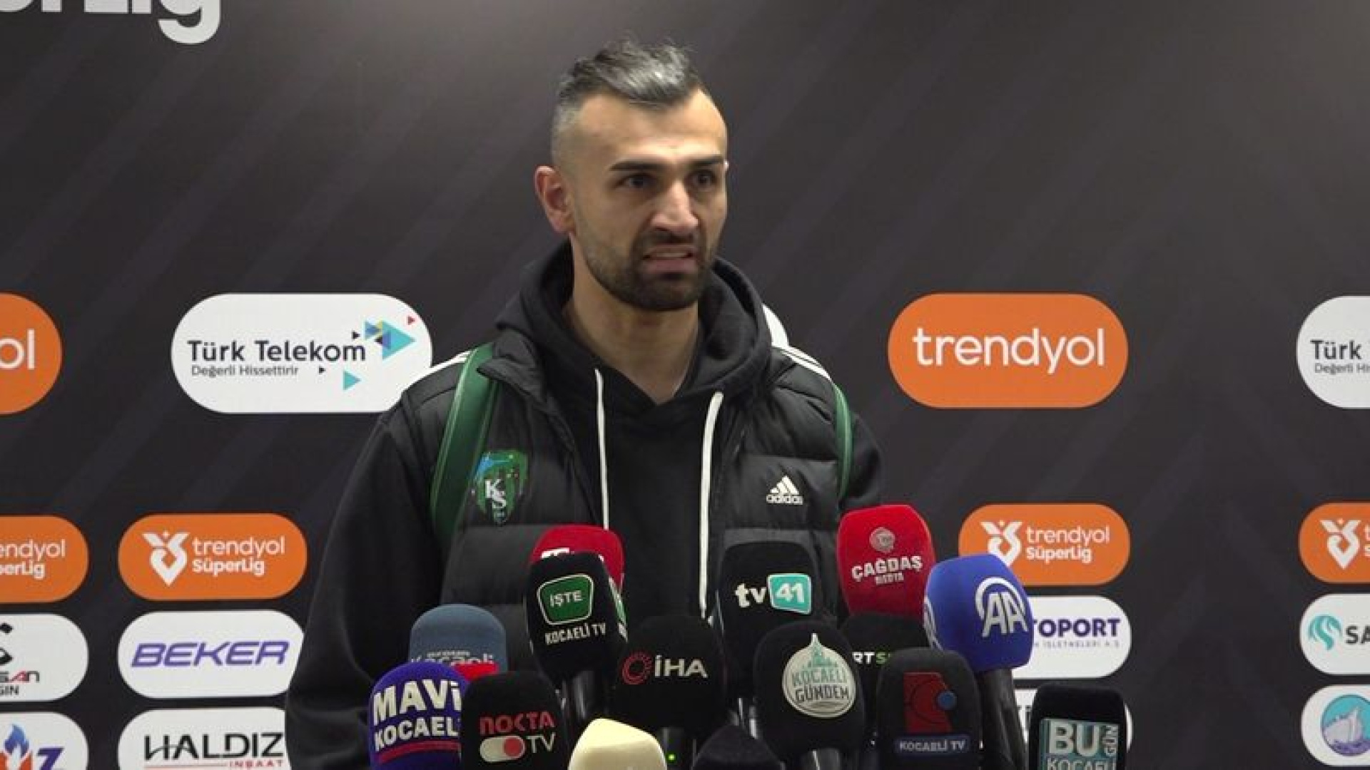 Kocaelisporlu Serdar Dursun: Beşiktaş Maçını Kazanmamız Gerekiyordu