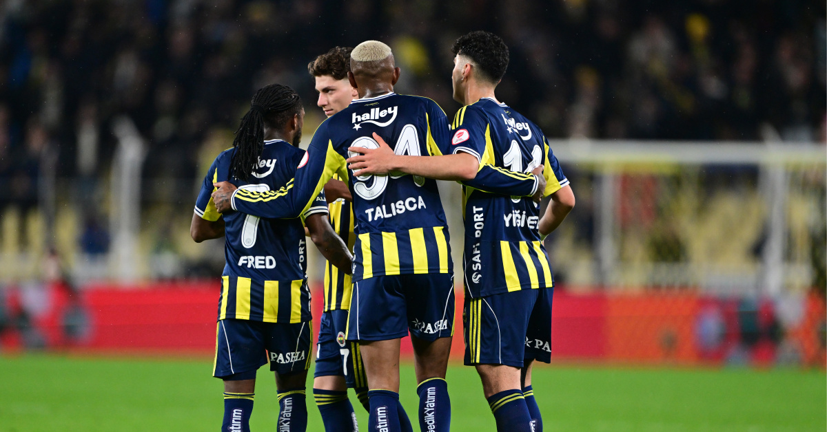 Fenerbahçe Erzurumspor'u 3-1 Yendi - İlk Yarı Üstünlükten İkinci Yarı Lehine Çevrilme