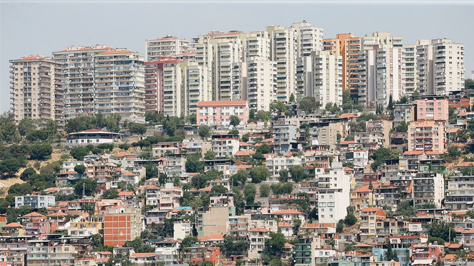 Gayrimenkul Satışları Ocak Ayında Yüzde 14,25 Geriledi
