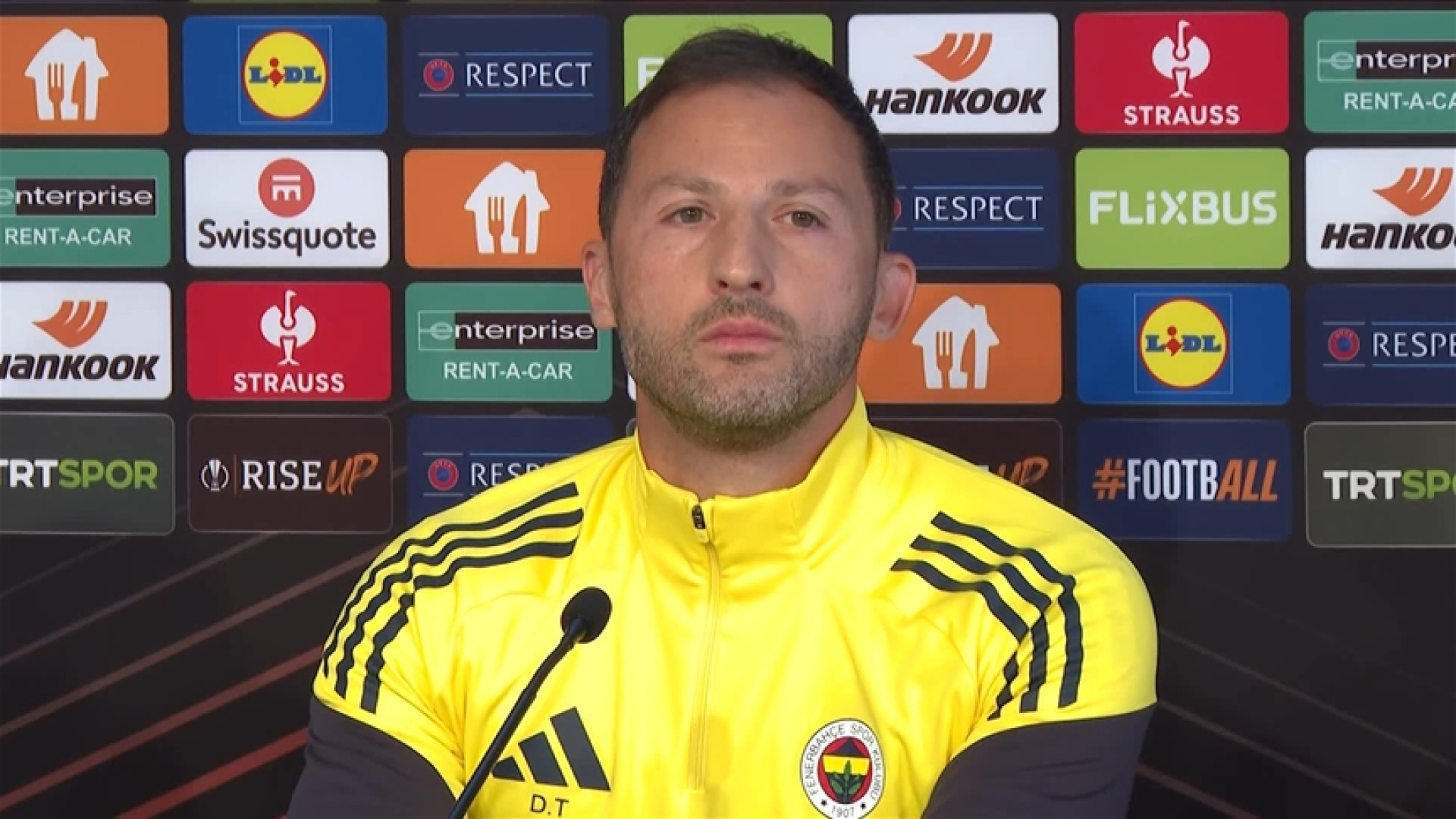 Fenerbahçe Teknik Direktörü Domenico Tedesco HT Spor'da Özel Röportaj Verecek