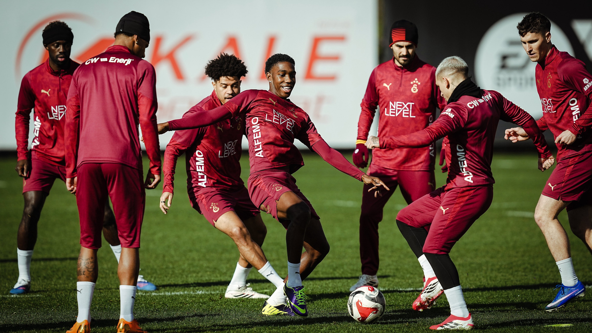 Galatasaray, Çaykur Rizespor Maçına Hazırlanıyor: Antrenman Detayları