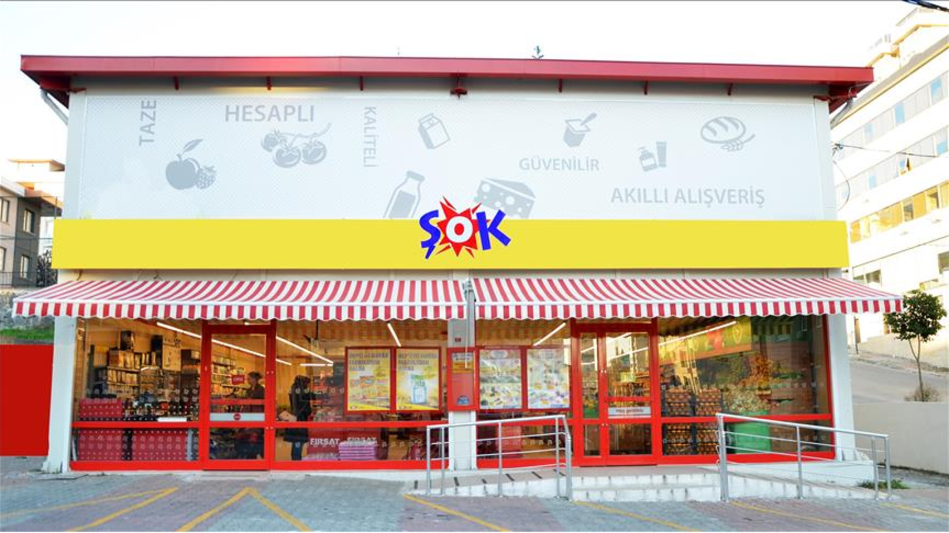ŞOK Market Ramazan'a Özel İndirim Kampanyası Başlattı: 100 Üründe Geçen Yılın Fiyatları
