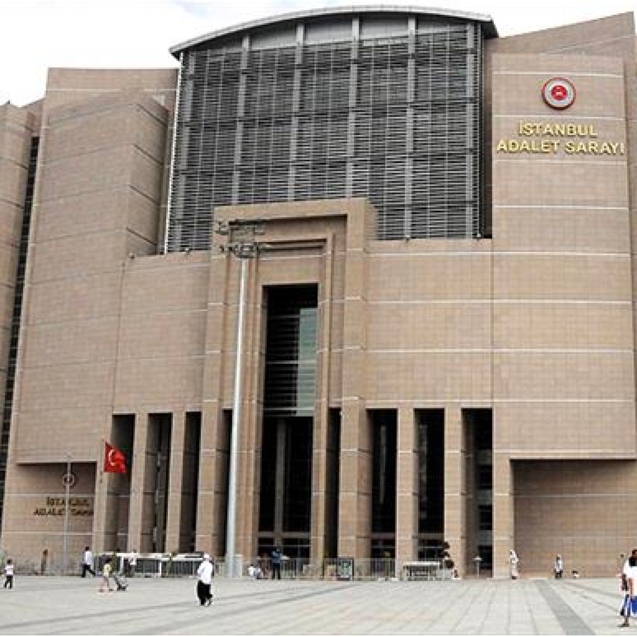 Dilek İmamoğlu'nun kardeşine tutuklama talebi