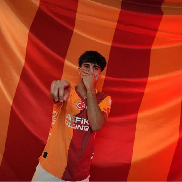 "Galatasaray aşkıyla büyüdüm!"