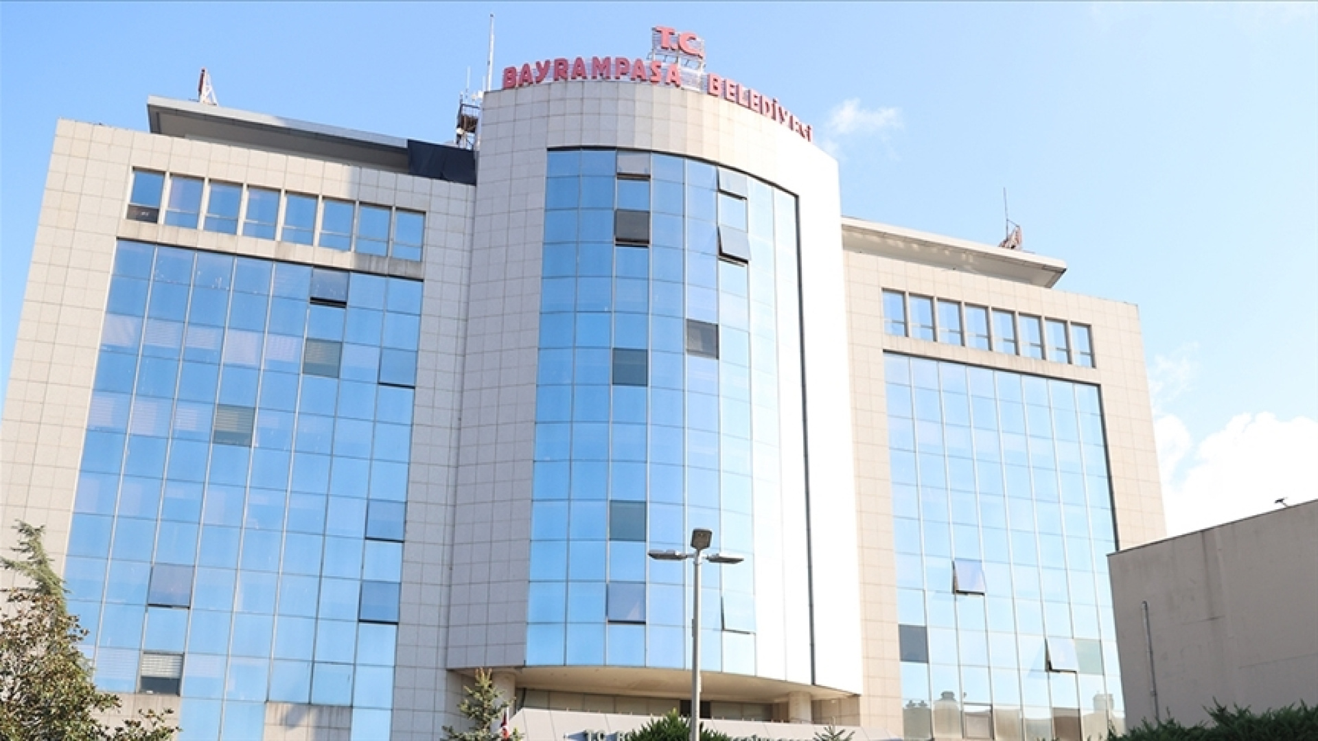 Bayrampaşa Belediyesine yönelik soruşturma: Hasan Mutlu hakkında rüşvet iddiası | Son dakika haberleri