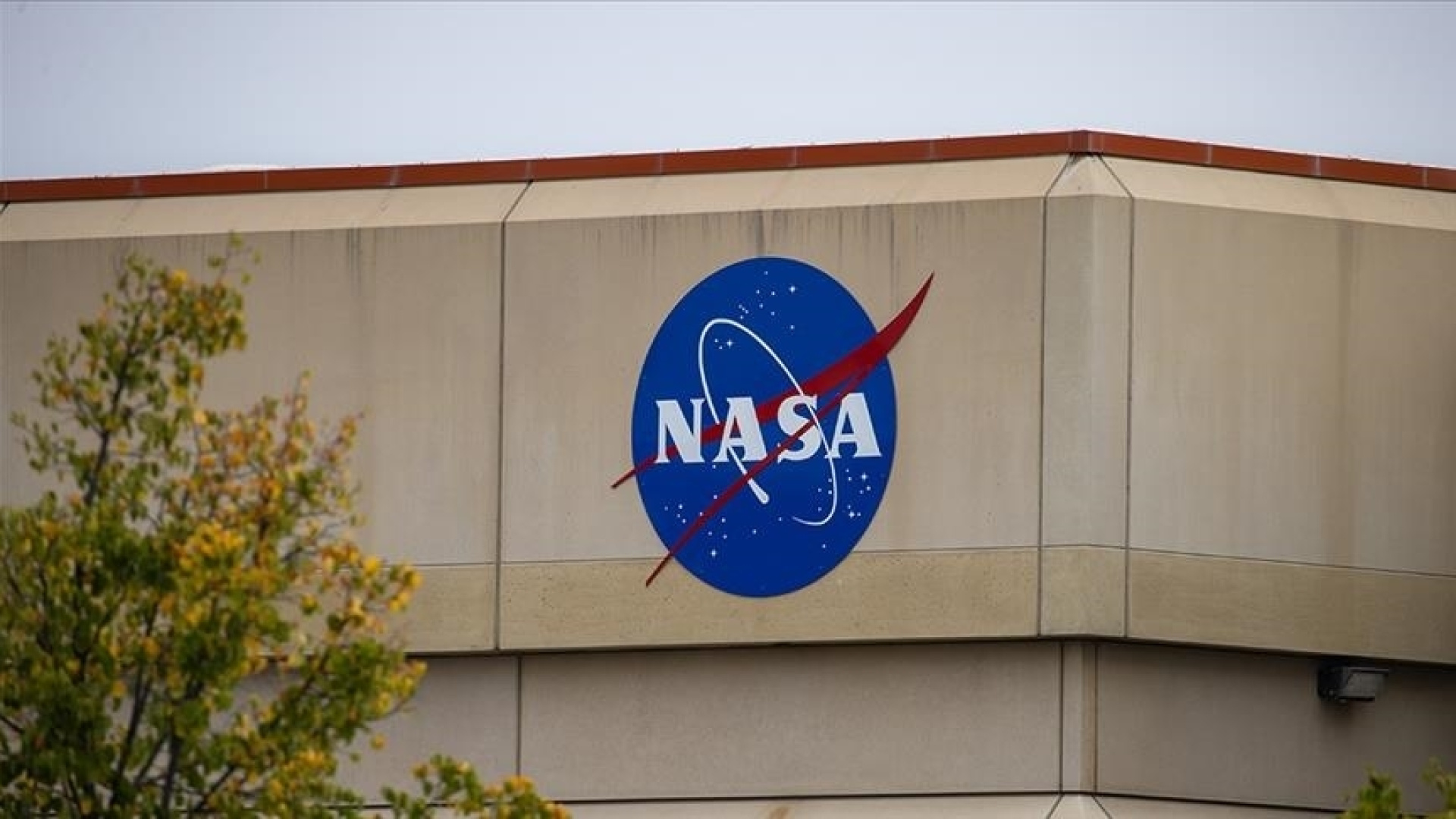 NASA Astronotları Ay Görevlerinde Akıllı Telefon Kullanacak