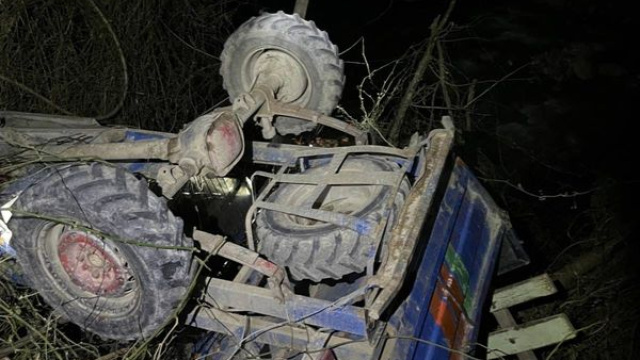 Samsun'da tarım aracı devrildi: 1 ölü