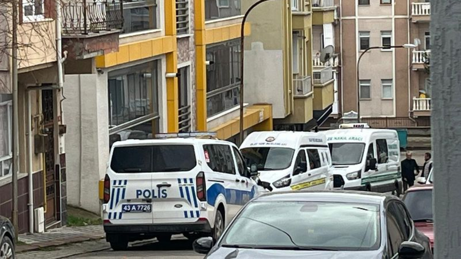 Tavşanlı'da Banyoda Düşen Kişi Kurtarılamadı: Olay Yerinde İnceleme Başlatıldı