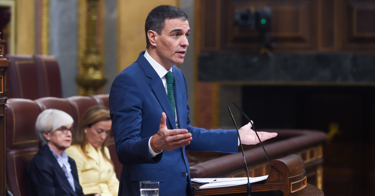 İspanya'dan sosyal medya patronlarına 5 önlem