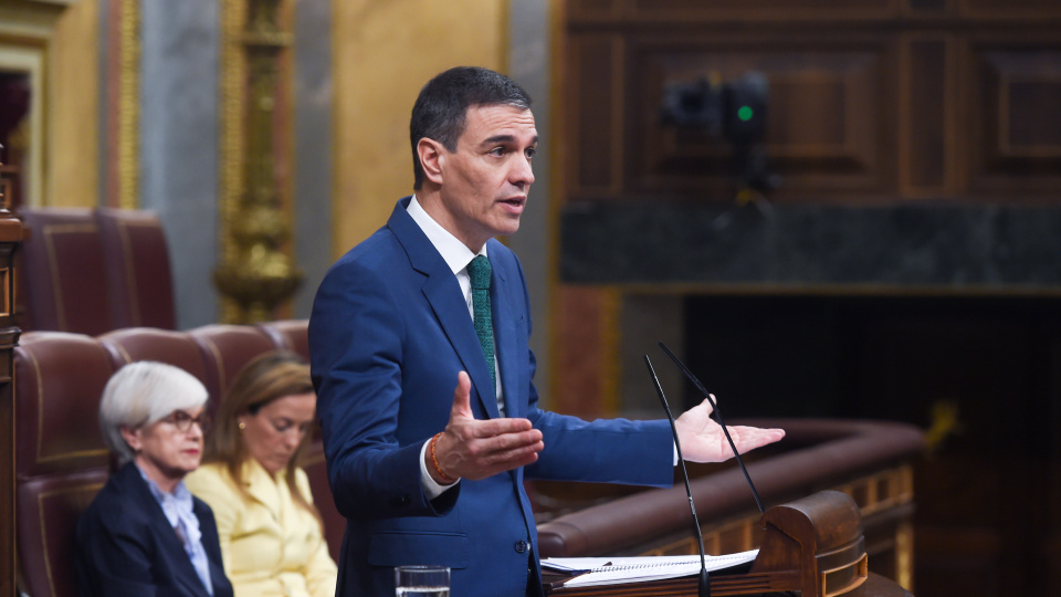 İspanya'dan sosyal medya patronlarına 5 önlem