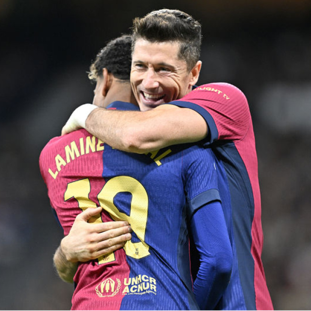 Barcelona yıldızlarıyla kazandı!