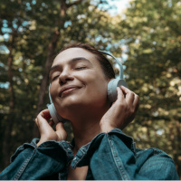 Neden aynı şarkıyı bıkmadan dinliyoruz?