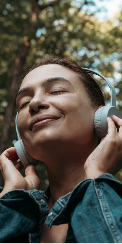 Neden aynı şarkıyı bıkmadan dinliyoruz?