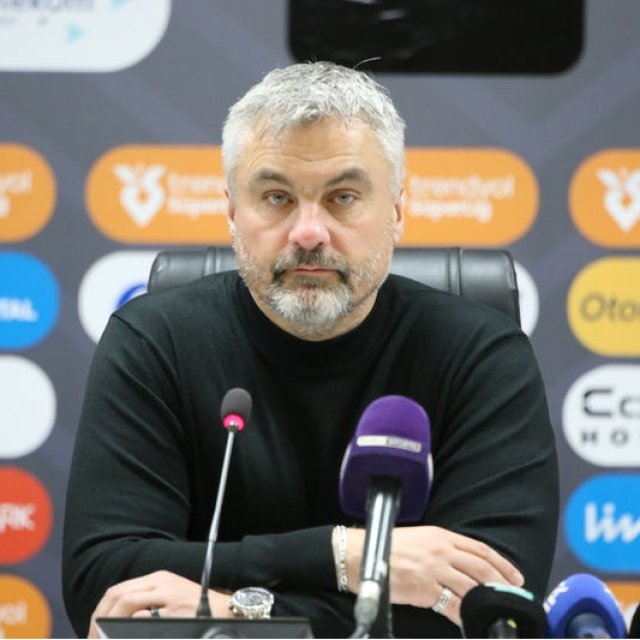 "Hayal kırıklığı yaşıyorum"