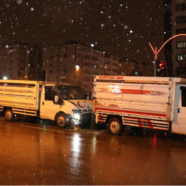 Erzurum'da kaza: 9 yaralı