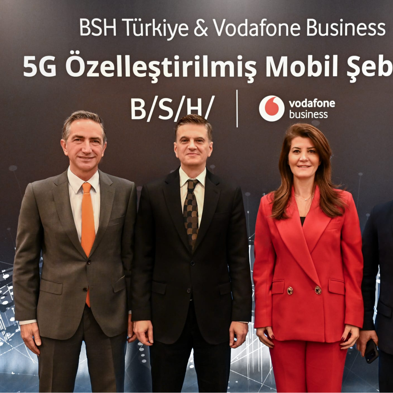 Ticari kullanımdaki ilk 5G destekli akıllı fabrika