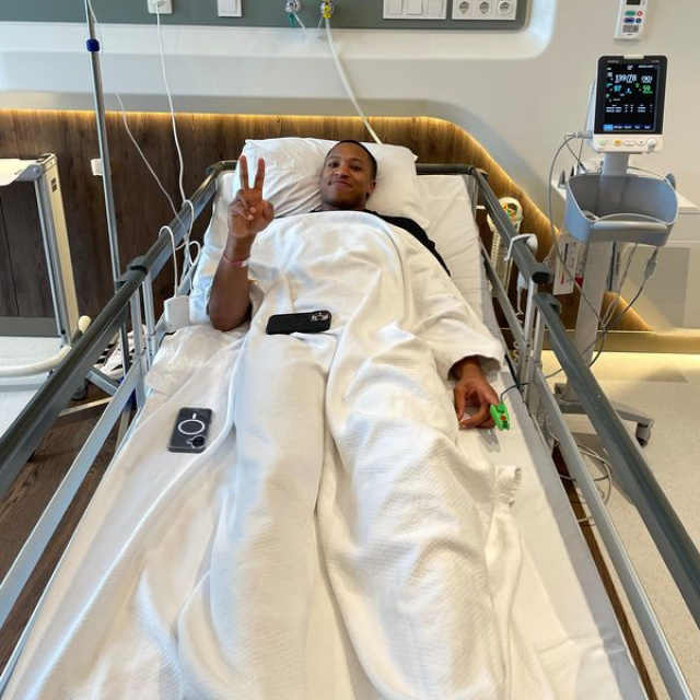 F.Bahçe'nin yıldızı ameliyat oldu