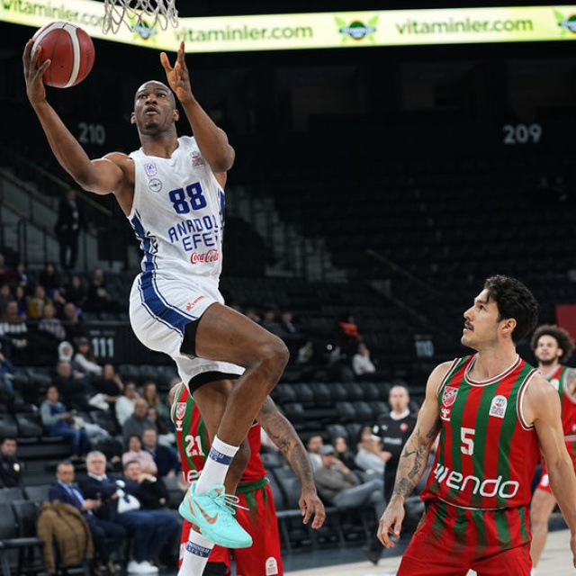 Efes'ten Karşıyaka'ya farklı tarife