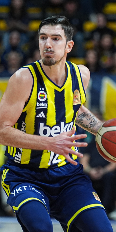 Nefes kesen derbide zafer Fenerbahçe Beko'nun!