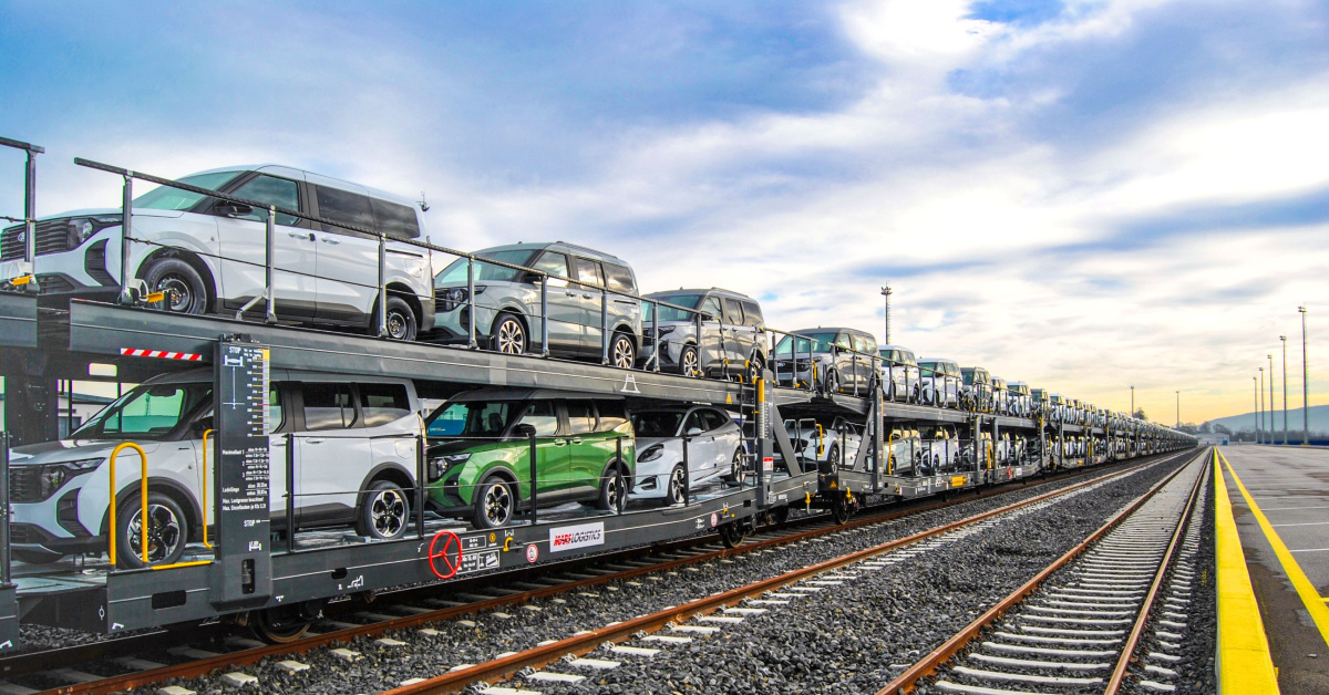 Ford Otosan Araçları Trenle Taşıyor - Yeşil Lojistik Stratejisini Hayata Geçişi