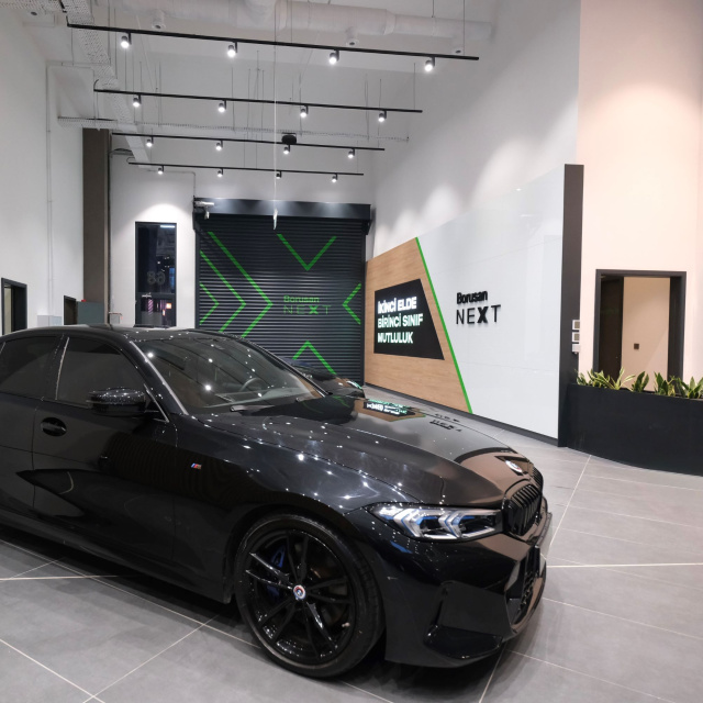 13’üncü showroomu Avcılar'da açıldı