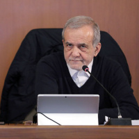 Pezeşkiyan uyardı: Hakaret etmeyin