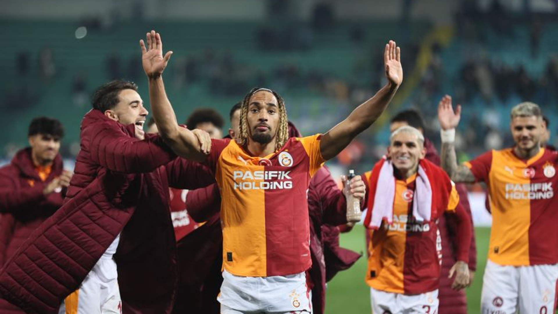 Sacha Boey Galatasaray'a Dönüşünden Mutlu: Süper Lig'de Çaykur Rizespor Maçı Sonrası Açıklama