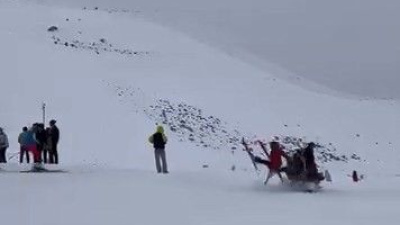 Üst üste yığıldılar: 6 yaralı