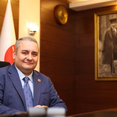 Mesut Özarslan CHP'den istifa etti