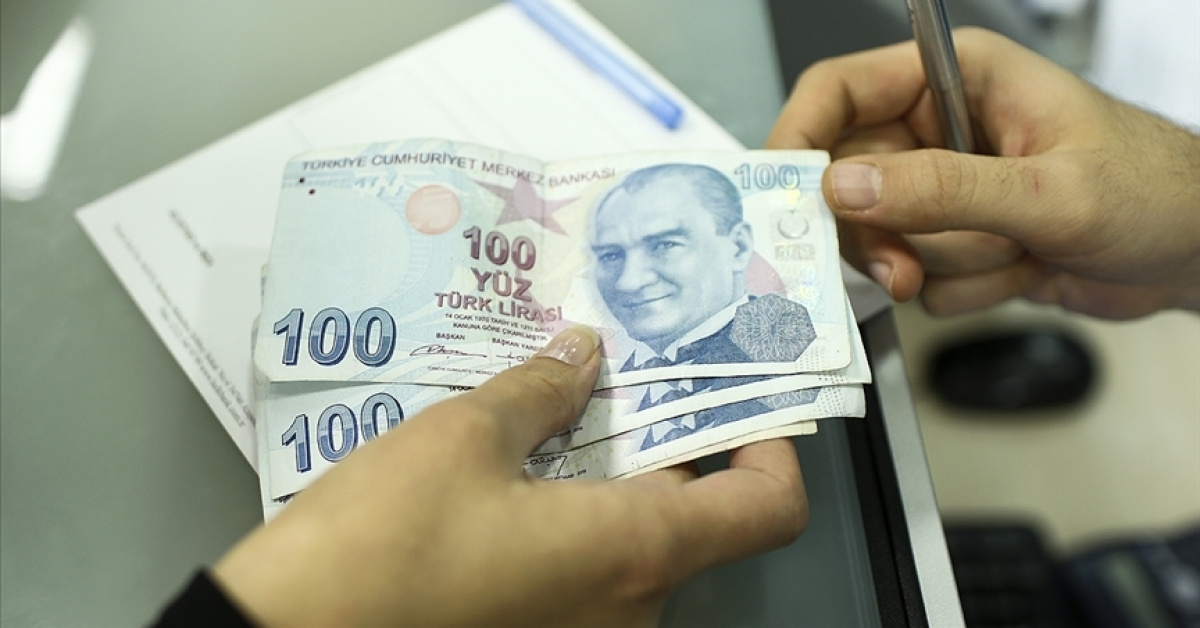 'SGK'ye Primler Asgari Ücretten Yatırım, Emekli Aylık Riski'