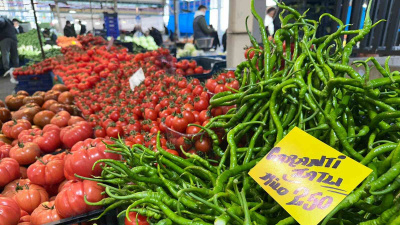 Seraları su bastı, tezgâhlarda fiyatlar arttı