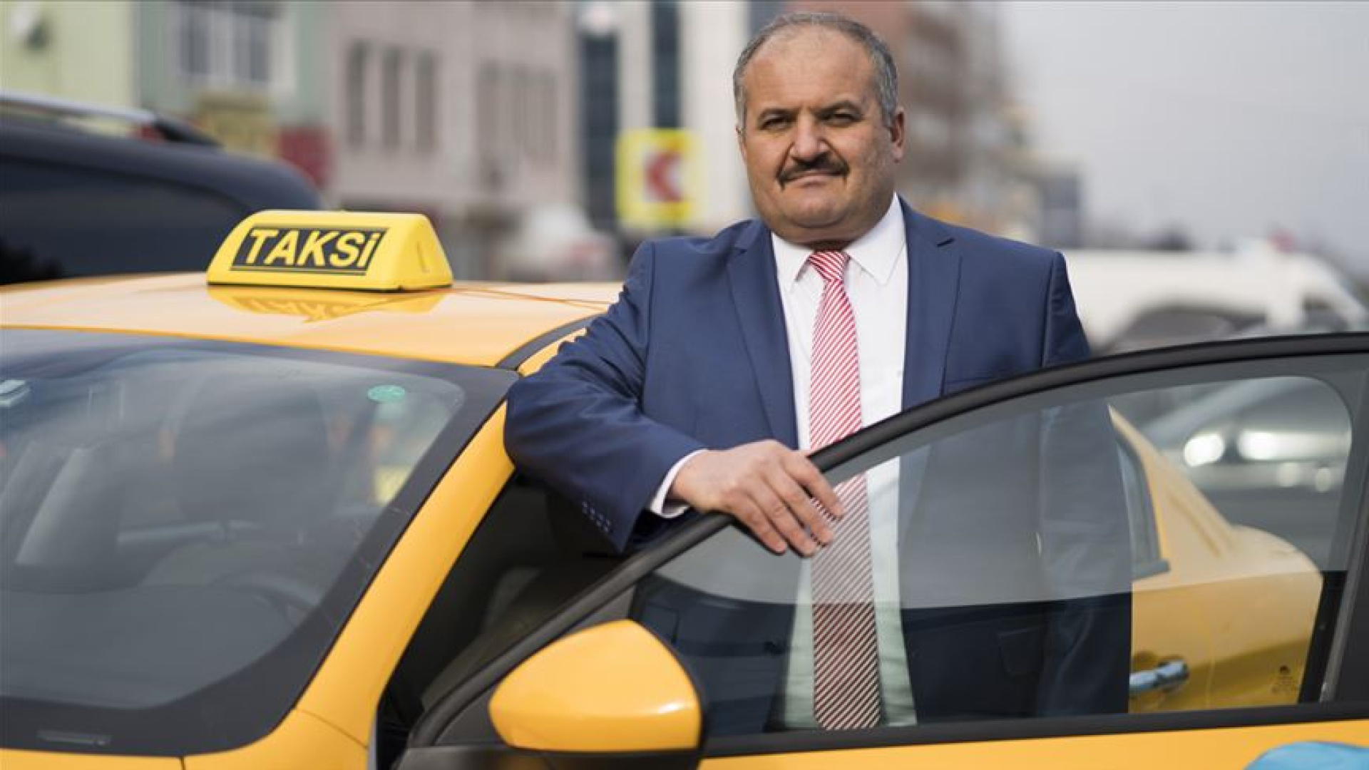 İstanbul Taksiciler Esnaf Odası'nda Yeni Başkan İsmet Dalcı Oldu, Eyüp Aksu Dönemi Sona Erdi