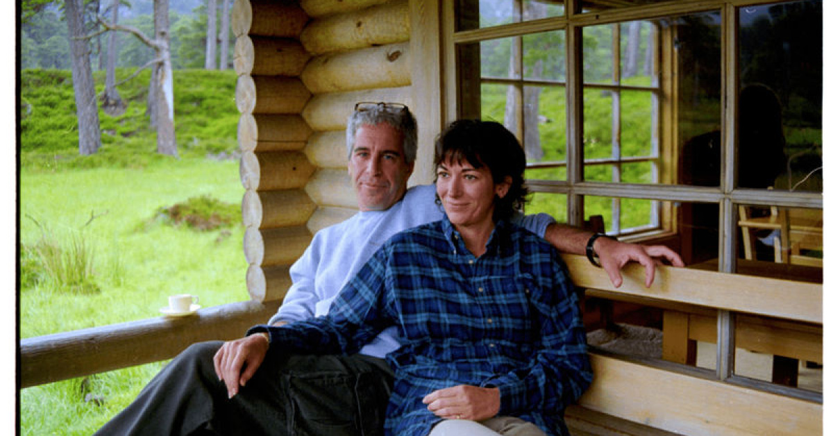 Maxwell'in ABD Komitesinde Susma Hakkını Kullanması Bekleniyor