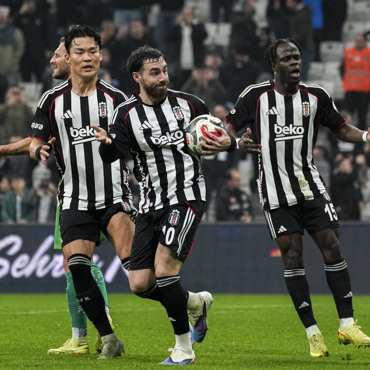 Kaybetmiyor ama Avrupa treni kaçıyor!