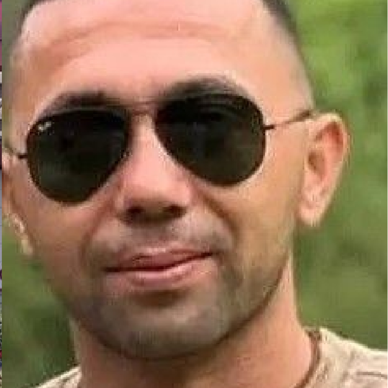 Tabancasını temizlerken kendini vurdu