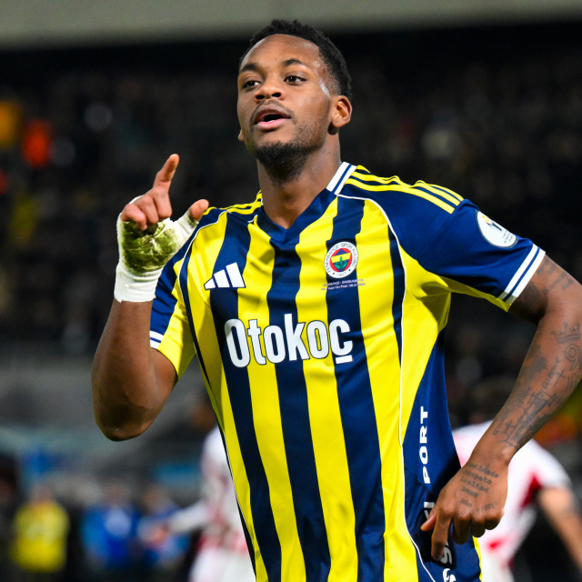 Jhon Duran ile yollar ayrıldı!