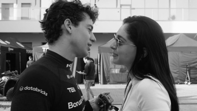 "Doğum günün kutlu olsun bal gözlüm"