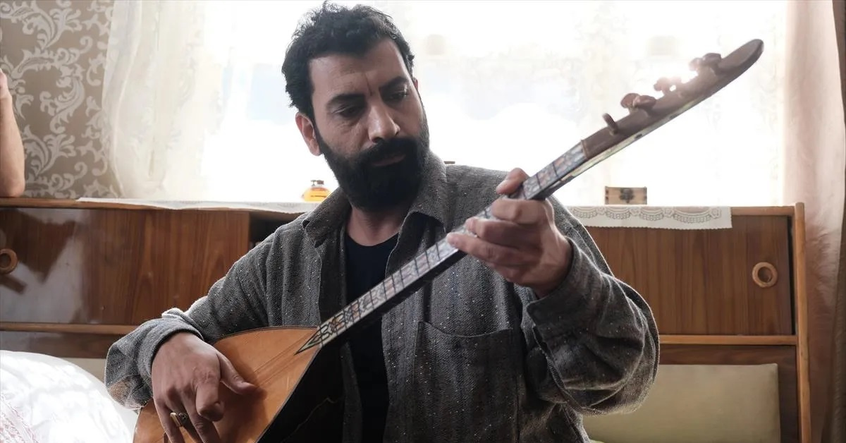 Özgür Tüzer: Ahmet Kaya'yı Canlandırdığım için Pişmanım - Haberler Magazin